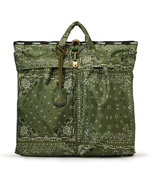 LeSportsac(レスポートサック)の「LG HELMET TOTE エヴァーグリーンバンダナ(トートバッグ・レディース・グリーン・FREE)」の4枚目の写真