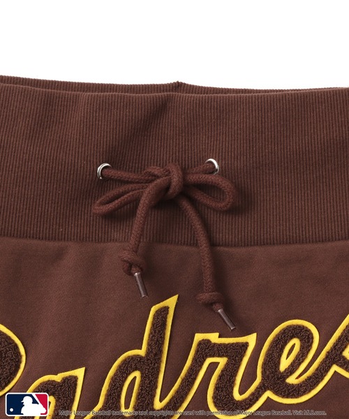 MLB(メジャーリーグベースボール)の「atmos pink MLB Logo Sweat Skirt / アトモス ピンク MLB ロゴ スウェット スカート 【SP】(スカート・レディース・ブルー/ブラウン/ネイビー・FREE)」の10枚目の写真