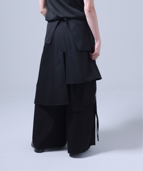 Ruze(ルゼ)の「Asymmetry layered wrap skirt / アシンメトリー レイヤード ラップスカート(スカート・メンズ・ブラック・FREE)」の5枚目の写真