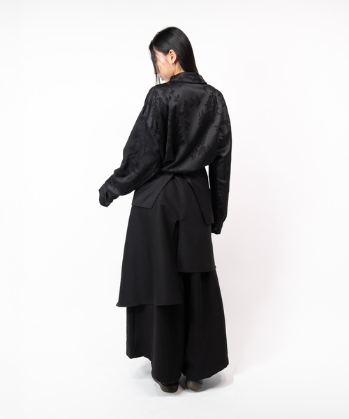 Ruze(ルゼ)の「Asymmetry layered wrap skirt / アシンメトリー レイヤード ラップスカート(スカート・メンズ・ブラック・FREE)」の13枚目の写真