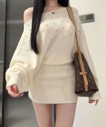 ViViDAY（ビビデー）の「ワイドネックフロントビジューニットワンピース（ワンピース）」