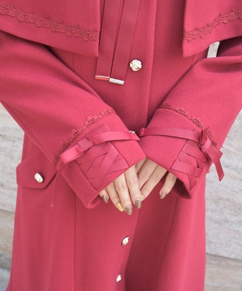 axes femme（アクシーズファム）の「ケープセットバッスルコート