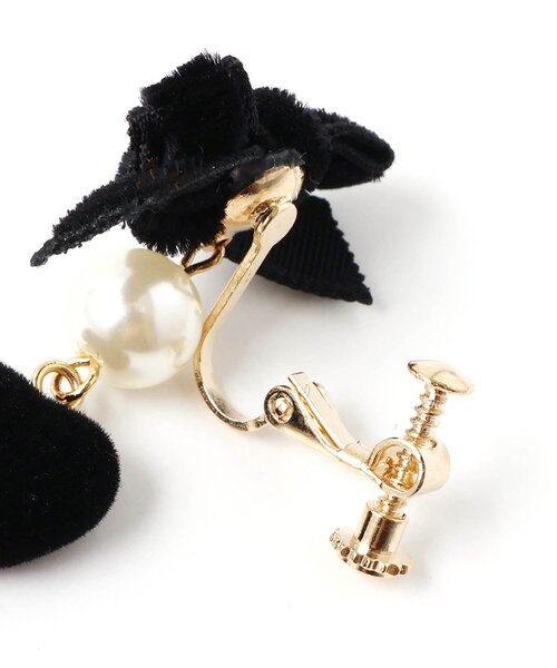 algy(アルジー)の「リボンパールイヤリング(イヤリング・キッズ・ブラック・FREE)」の4枚目の写真