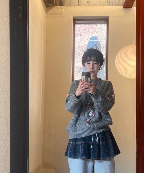 RONRON(ロンロン)の「LAYERED SKIRT TRAINING PANTS GREY CHECK(スウェットパンツ・レディース・その他・FREE)」の6枚目の写真