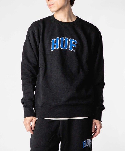 HUF(ハフ)の「HUF ARCH APPLIQUE CREWNECK ハフ アーク アップリケ ロゴ スウェット(スウェット・メンズ・ホワイト系1/ブラック・MEDIUM/X-LARGE/LARGE/SMALL)」の15枚目の写真