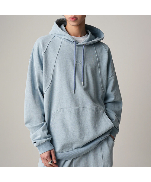 AVANDRESS(アバンドレス )の「Sunground Hoody - 5COL(パーカー・レディース・カーキブラウン/スカイブルー/ブラック/ライトピンク/ライトブラック・SMALL/MEDIUM/LARGE)」の4枚目の写真