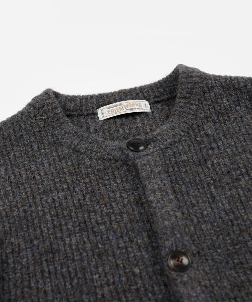 FRIZMWORKS(フリズムワークス)の「BRUSHED WOOL ROUND CARDIGAN _ BROWN(カーディガン/ボレロ・メンズ・その他・SMALL/MEDIUM/LARGE/X-LARGE)」の3枚目の写真