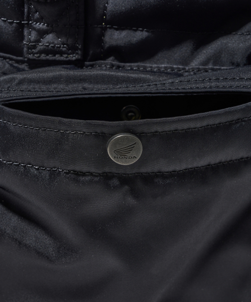 PHYPS MOTORCYCLE（フィップスモーターサイクル）の「[2-WAY] Honda Multi Pocket Helmet Bag_Black（メッセンジャーバッグ・レディース・その他・FREE）」の8枚目の写真