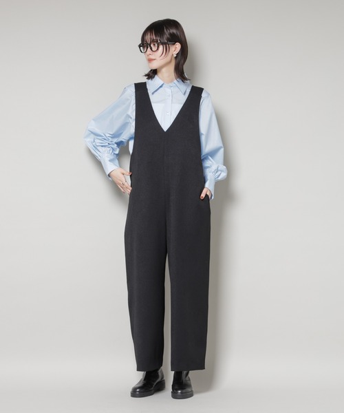 NANO universe(ナノユニバース)の「Vネックオールインワン(つなぎ/オールインワン・レディース・グレー/ブラック/ブラウン・FREE)」の4枚目の写真