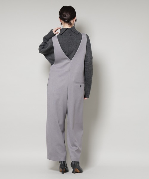 NANO universe(ナノユニバース)の「Vネックオールインワン(つなぎ/オールインワン・レディース・グレー/ブラック/ブラウン・FREE)」の22枚目の写真