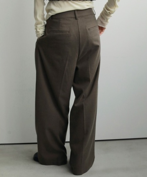 anuke（アンヌーク）の「anuke Tuck Wide Pants（その他パンツ・レディース・ブラウン/ブラック・36/38）」の10枚目の写真