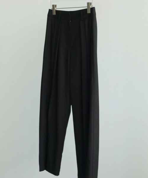 anuke（アンヌーク）の「anuke Tuck Wide Pants（その他パンツ・レディース・ブラウン/ブラック・36/38）」の13枚目の写真