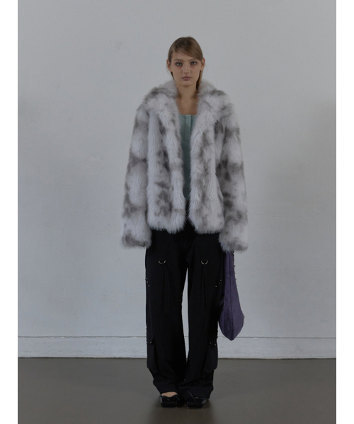 SETUP-EXE（セットアップイーエックスイー）の「FAUX FUR JACKET / WHITE（ムートンコート・レディース・その他・OS）」の8枚目の写真