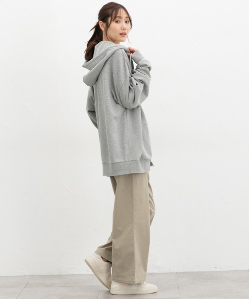 Honeys(ハニーズ)の「こだわり綿ジップパーカー(パーカー・レディース・杢グレー/スミクロ/オートミール・F)」の11枚目の写真