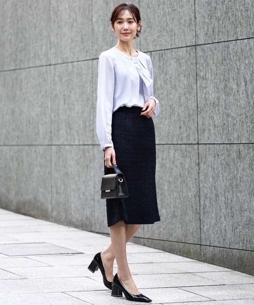 MK MICHEL KLEIN(エムケーミッシェルクラン)の「マルチwayボウタイブラウス/洗える(シャツ/ブラウス・レディース・アイボリー/ライトブルー・38/40)」の21枚目の写真