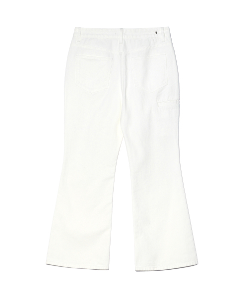 IEY（アイイーワイ）の「D16 FLARE DENIM Off White（デニムパンツ・レディース・その他・MEDIUM/LARGE）」の3枚目の写真