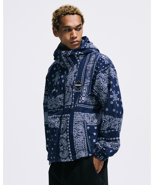 F.C.Real Bristol(エフシーレアルブリストル)の「BANDANA NYLON HOODED BLOUSON(ナイロンジャケット・メンズ・ネイビー/レッド/ブラック・MEDIUM/SMALL/XX-LARGE/X-LARGE/LARGE)」の11枚目の写真