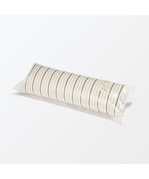 無印良品(ムジルシリョウヒン)の「綿洗いざらし大判クッション 75×75cm(クッション/クッションカバー・メンズ・ホワイト系/グレー系・FREE)」の9枚目の写真