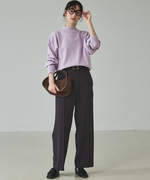 qualite（カリテ）の「バイカラーハイネックプルオーバー/冬服/オフィスカジュアル/スウェット/モックネック/カラーブロッキング（ニット/セーター・レディース・アイボリー/ベージュ/ラベンダー・フリー）」の20枚目の写真