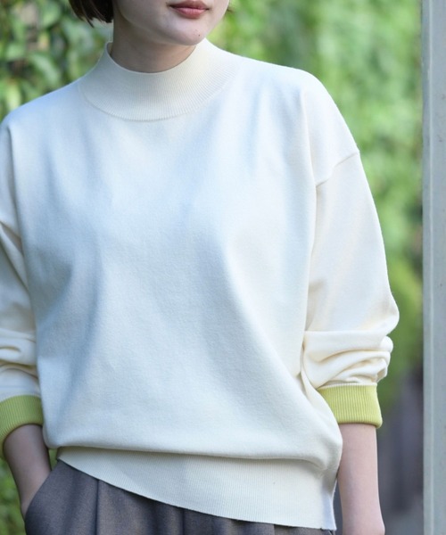 qualite(カリテ)の「バイカラーハイネックプルオーバー/冬服/オフィスカジュアル(ニット/セーター・レディース・アイボリー/ベージュ/ラベンダー・フリー)」の11枚目の写真