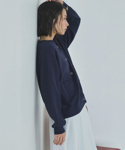 Doux archives（ドゥアルシーヴ）の「ニットジャケット（カーディガン/ボレロ・レディース・チャコールグレー/グレイッシュベージュ/ネイビー・FREE）」の21枚目の写真