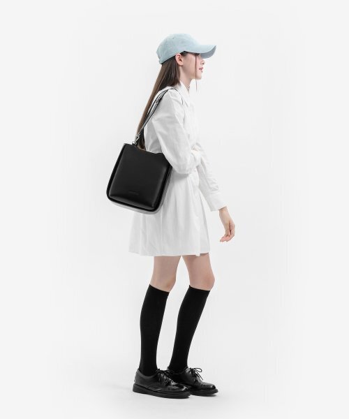 SONORIAL(ソノリアル)の「Cloche bag - クロッシュバックトールブラック(ショルダーバッグ・レディース・その他・FREE)」の3枚目の写真
