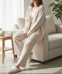 Muscat（マスカット）の「【上下セット】アートラインふわもちルームウェア（ルームウェア/パジャマ）」