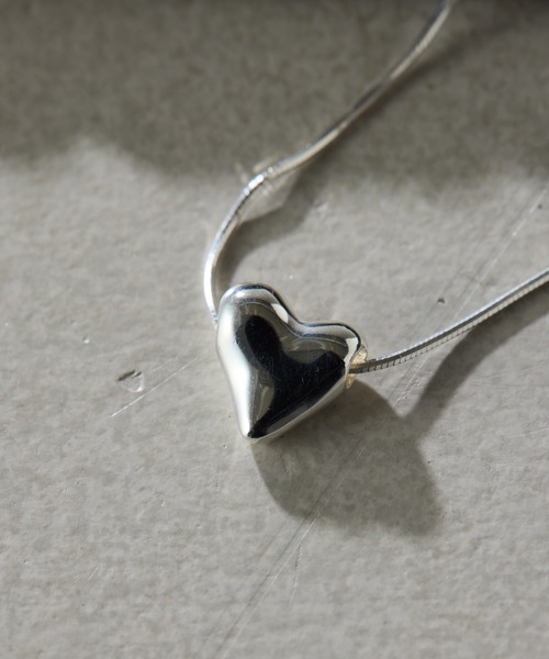 COLLAGE GALLARDAGALANTE（コラージュガリャルダガランテ）の「Sivelle./Silver925シャイニーハートネックレス（ネックレス・レディース・シルバー・FREE）」の4枚目の写真