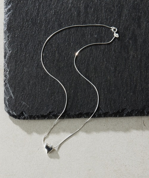 COLLAGE GALLARDAGALANTE（コラージュガリャルダガランテ）の「Sivelle./Silver925シャイニーハートネックレス（ネックレス・レディース・シルバー・FREE）」の2枚目の写真