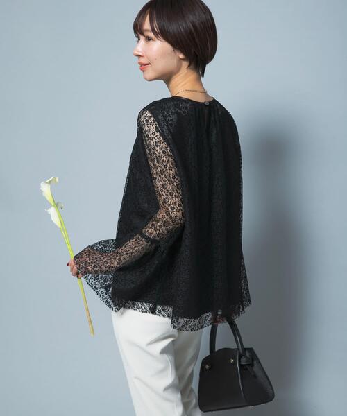 URBAN RESEARCH ROSSO WOMEN（アーバンリサーチ　ロッソ）の「フレアスリーブレースブラウス（シャツ/ブラウス・レディース・ホワイト/ブラック/ブルー系その他・FREE）」の22枚目の写真