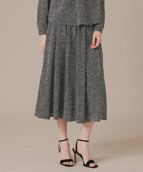 MACKINTOSH LONDON（マッキントッシュ ロンドン）の「ライスドットプリントスカート（スカート・レディース・ライトブルー/ブラック・38/36）」の2枚目の写真