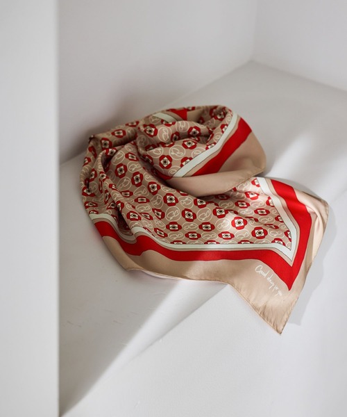 studio CLIP(スタディオクリップ)の「ツイルプリントスカーフ(ストール/ショール・レディース・グリーン/レッド/アイボリー/ベージュ・FREE)」の4枚目の写真