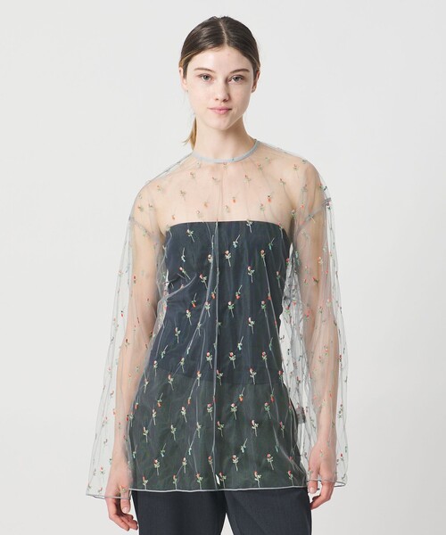 LOEFF（ロエフ）の「＜LOEFF＞フラワー チュール プルオーバー（シャツ/ブラウス・レディース・グレー・FREE）」の3枚目の写真