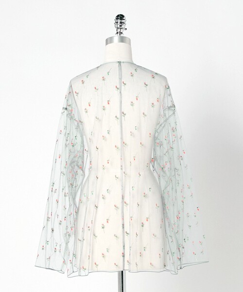 LOEFF（ロエフ）の「＜LOEFF＞フラワー チュール プルオーバー（シャツ/ブラウス・レディース・グレー・FREE）」の10枚目の写真