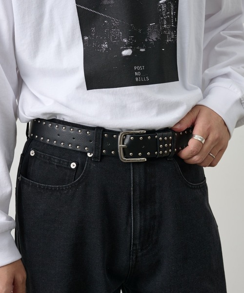 COLONY 2139(コロニートゥーワンスリーナイン)の「スタッズベルト(ベルト・メンズ・ブラック・FREE)」の2枚目の写真