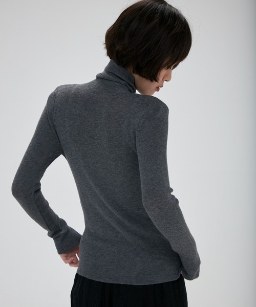 full/fill.(フルフィル)の「turtle neck besic knit / タートルネックベーシックニット(ニット/セーター・レディース・ナチュラル/ブラウン/アイボリー/イエロー/グレー/ピンク・FREE)」の8枚目の写真
