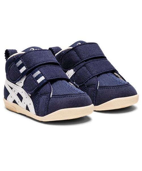 ASICS(アシックス)の「アシックス スクスク アミュレファースト MS(ベビーシューズ/ベビーソックス・キッズ・ライトグレー/ネイビー・13.0cm/12.0cm/12.5cm/13.5cm/11.5cm)」の2枚目の写真