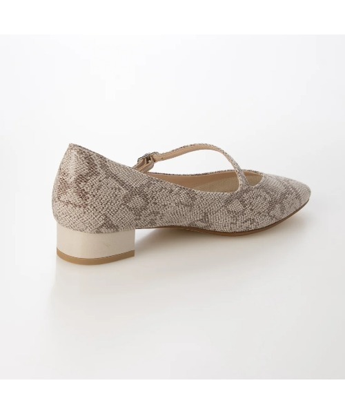 Riz raffinee（リズラフィーネ）の「斜めストラップパンプス（パンプス・レディース・ブラック・22.5cm/24.5cm/24cm/23.5cm/23cm/22cm）」の2枚目の写真