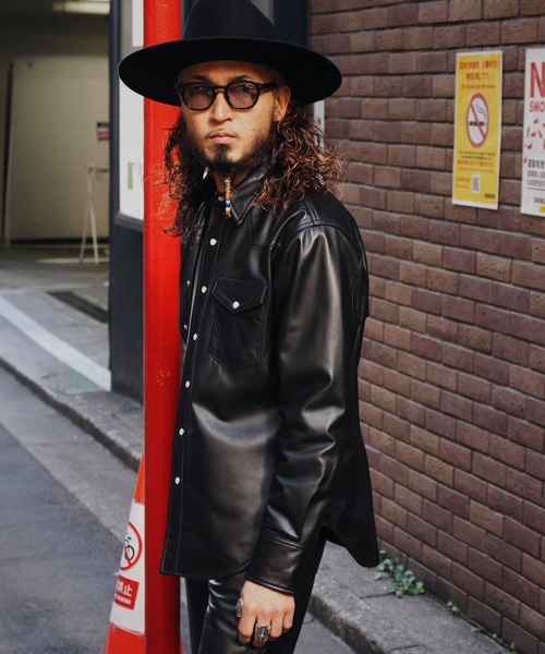 Lee(リー)の「Wrangler/ラングラー 27MW LEATHER【シープレザー】/ウエスタンシャツ(シャツ/ブラウス・メンズ・ブラック・MEDIUM/LARGE/X-LARGE/SMALL)」の3枚目の写真