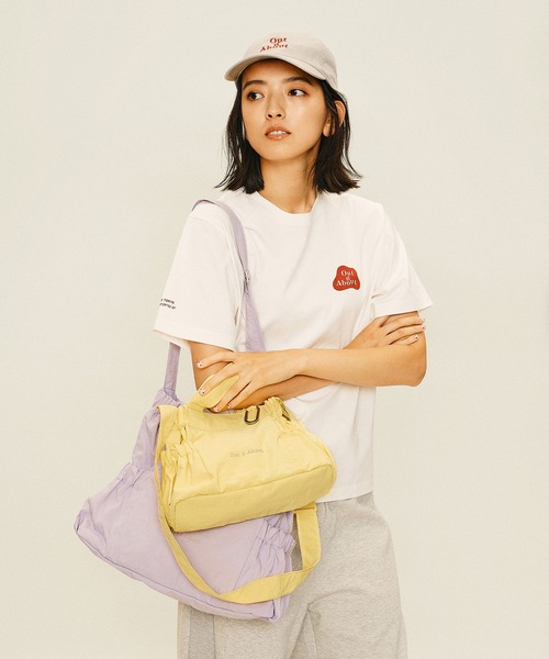 Out n About(アウトナバウト)の「オリジナルロゴTシャツ(Tシャツ/カットソー・レディース・オフホワイト/チャコールグレー・M/L)」の5枚目の写真