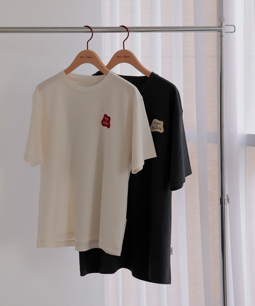 Out n About(アウトナバウト)の「オリジナルロゴTシャツ(Tシャツ/カットソー・レディース・オフホワイト/チャコールグレー・M/L)」の8枚目の写真
