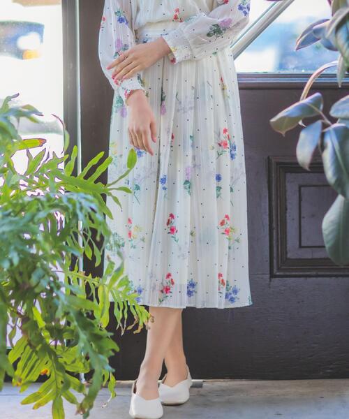 ITS'DEMO(イッツデモ)の「【手洗い可/セットアップ可】ラメストライプ花柄スカート(スカート・レディース・アイボリー系/ネイビー系/サックスブルー系・00)」の22枚目の写真