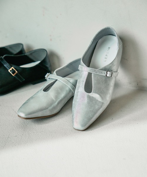 LEPSIM（レプシィム）の「Uカットフラットパンプス　642638（パンプス・レディース・シルバー/ブラック・MEDIUM/LARGE）」の2枚目の写真