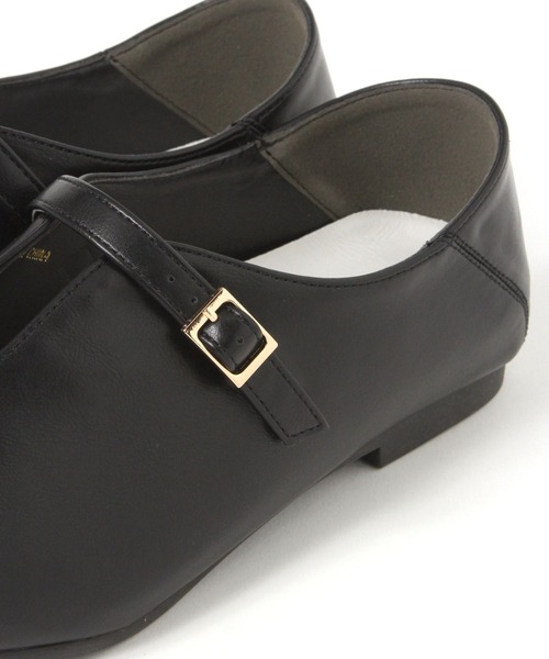 LEPSIM（レプシィム）の「Uカットフラットパンプス　642638（パンプス・レディース・シルバー/ブラック・MEDIUM/LARGE）」の9枚目の写真