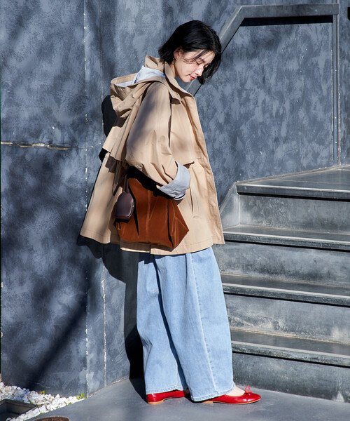 FREAK'S STORE（フリークスストア）の「2way 配色ステッチ フード付き ミニフレア トレンチコート/ハイネックショート丈 スプリングコート（トレンチコート・レディース・ネイビー/ベージュ/オフホワイト・ﾌﾘ-）」の6枚目の写真