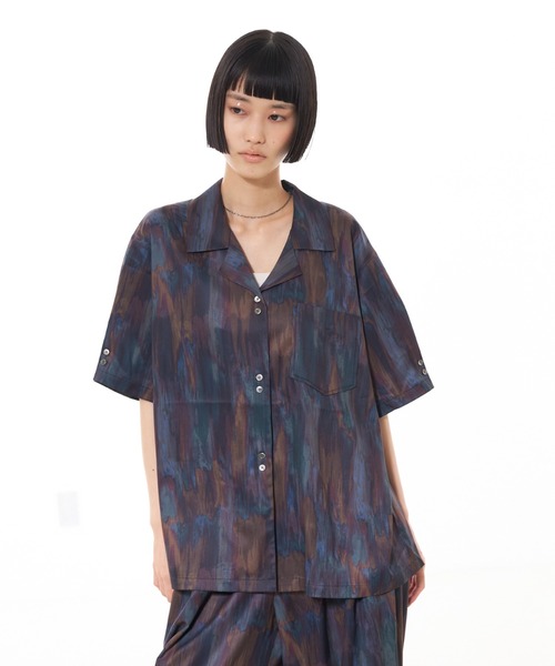 NOMINE(ノミネ)の「【セットアップ対応】ペイント柄 開襟シャツ(シャツ/ブラウス・レディース・ブラウン/グリーン/ピンク/オレンジ/ダークブラウン・フリー)」の11枚目の写真