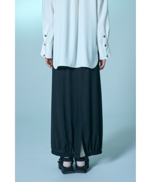 ENFOLD（エンフォルド）の「GATHER STRAIGHT SKIRT（スカート・レディース・ダークネイビー・38/36）」の5枚目の写真