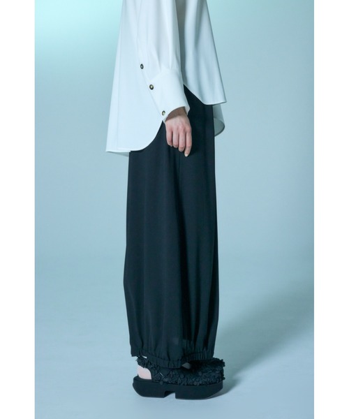 ENFOLD（エンフォルド）の「GATHER STRAIGHT SKIRT（スカート・レディース・ダークネイビー・38/36）」の4枚目の写真