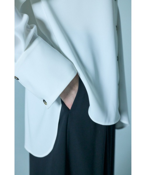 ENFOLD（エンフォルド）の「GATHER STRAIGHT SKIRT（スカート・レディース・ダークネイビー・38/36）」の3枚目の写真