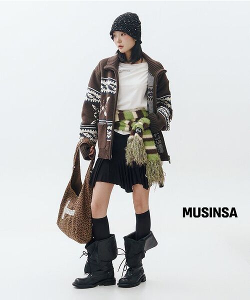 PORTERNA(ポルテナ)の「COWICHAN ZIP-UP CARDIGAN JACKET-BROWN(カーディガン/ボレロ・レディース・その他・OS)」の20枚目の写真